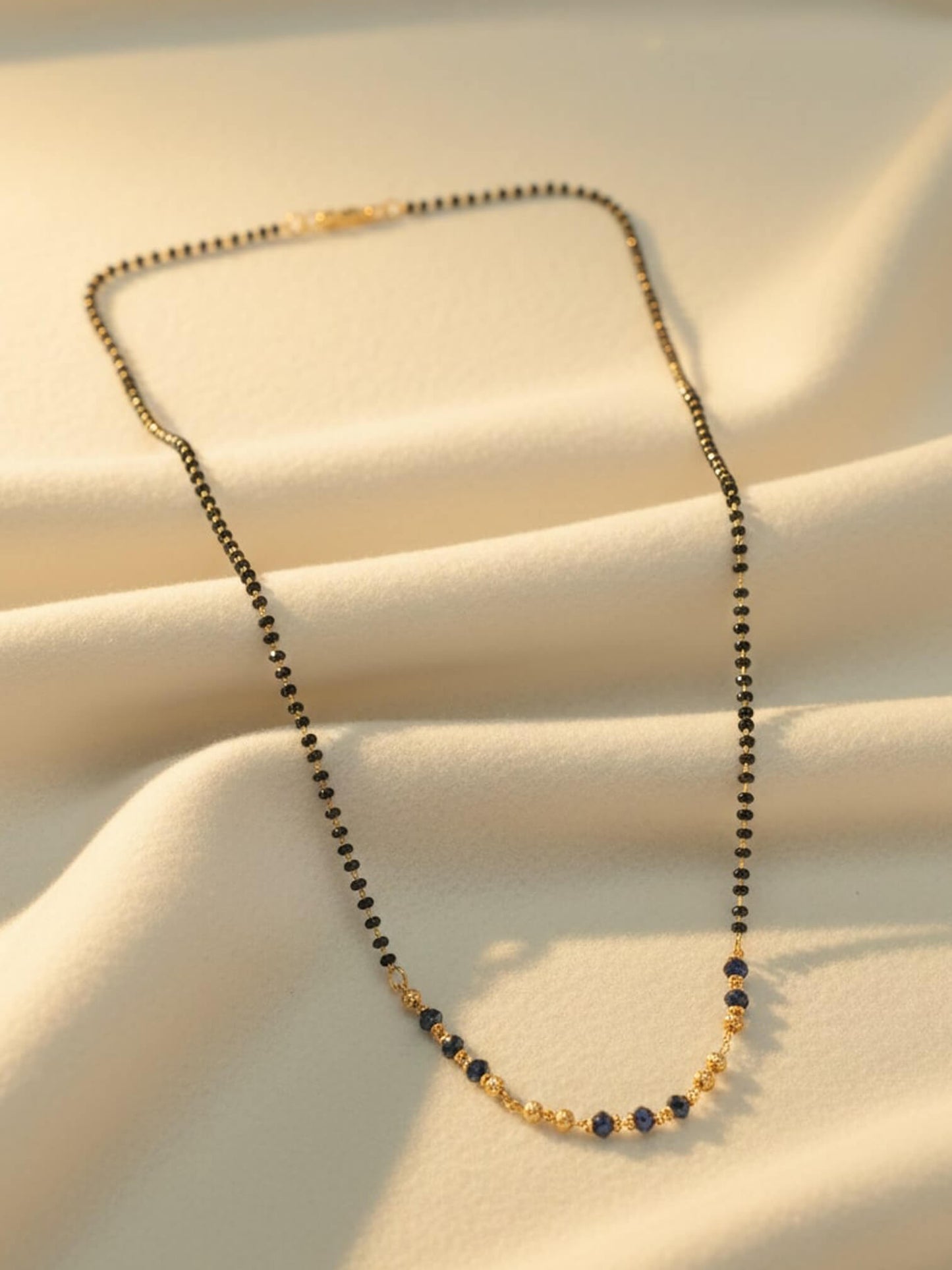 Aroma diamond mangalsutra