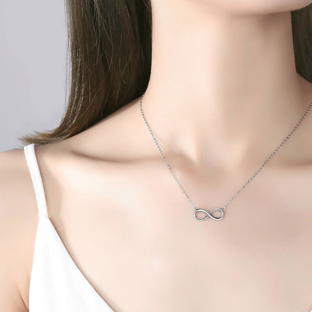 Nora necklace