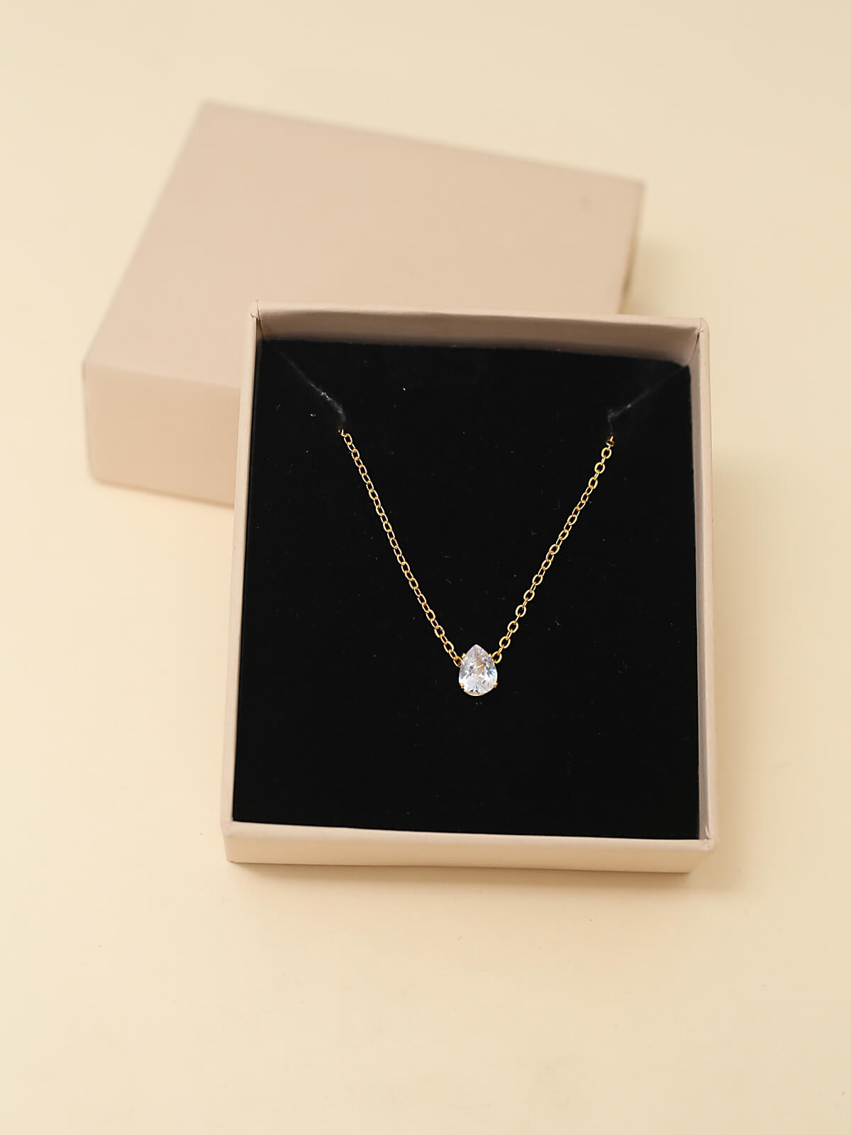 Salem necklace