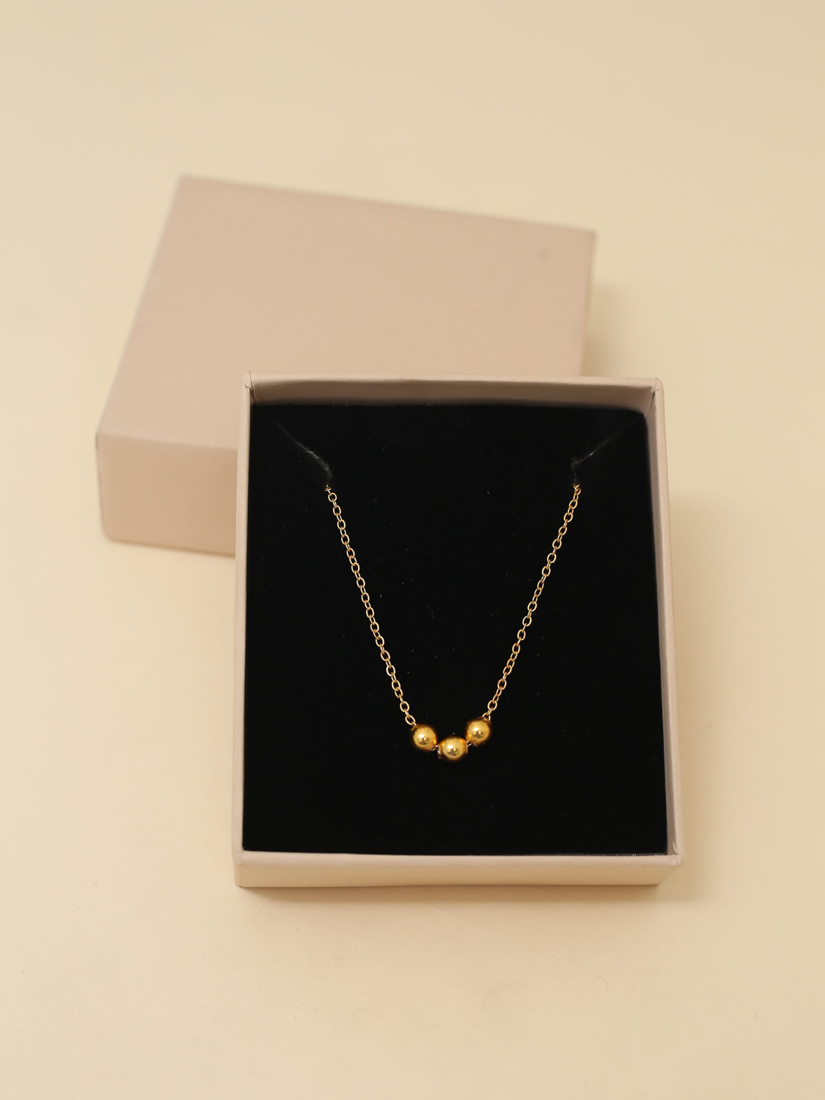Kate necklace