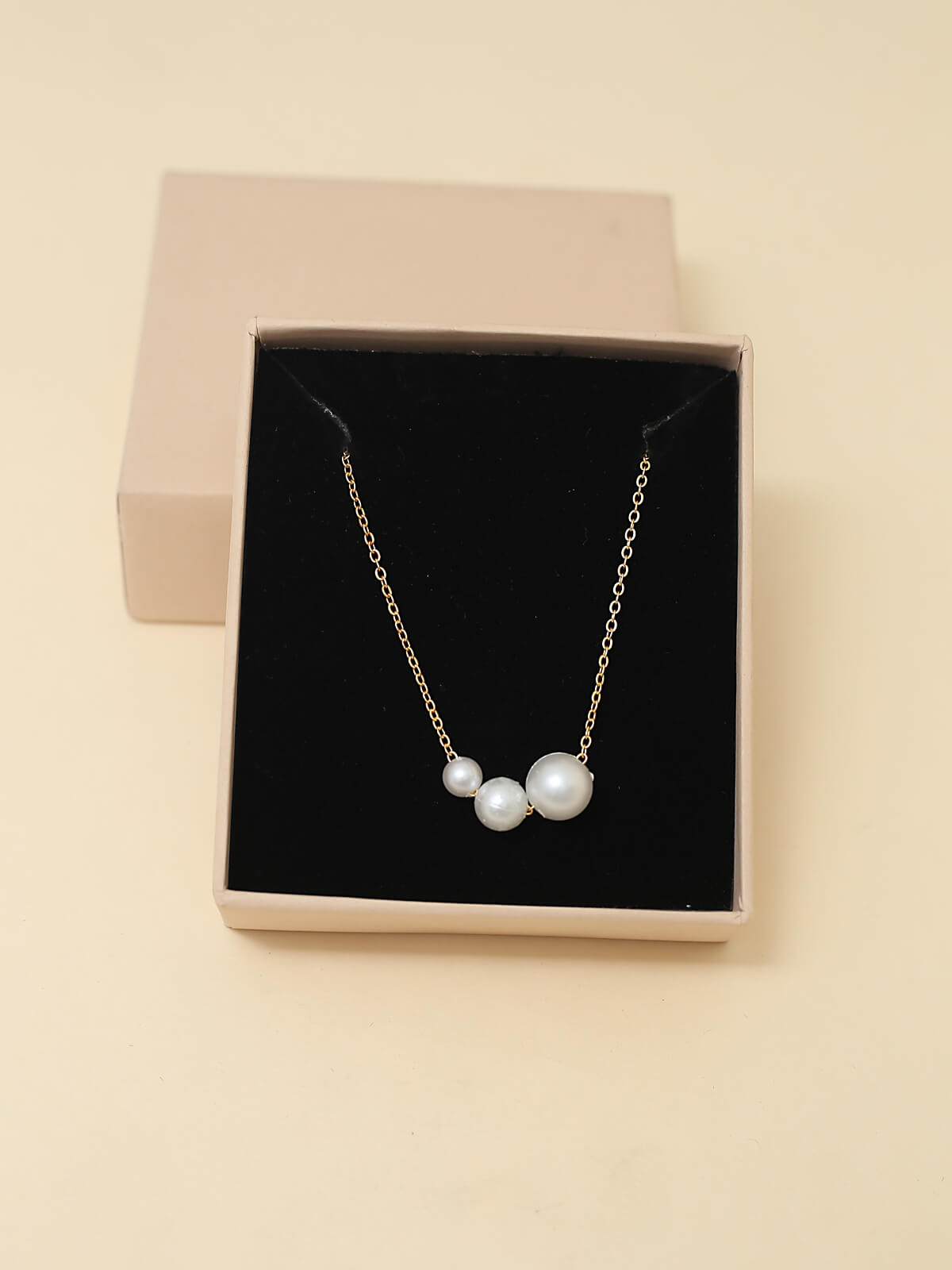 Sabrina necklace