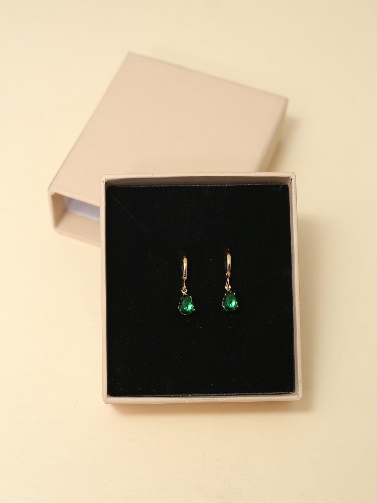 Rayna earrings