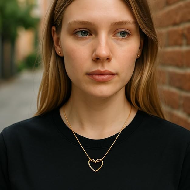 Classic herts necklace