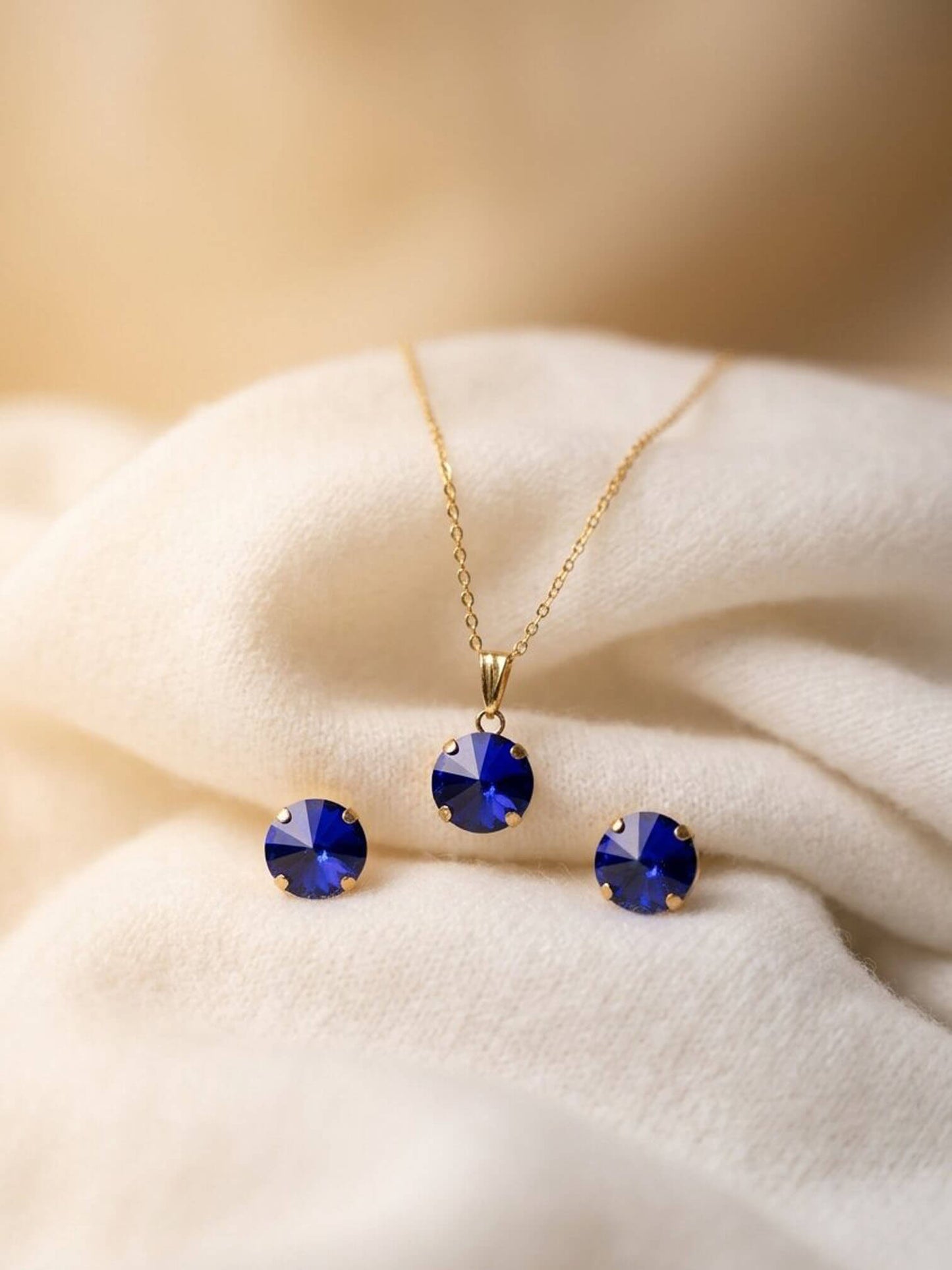 Keily necklace set