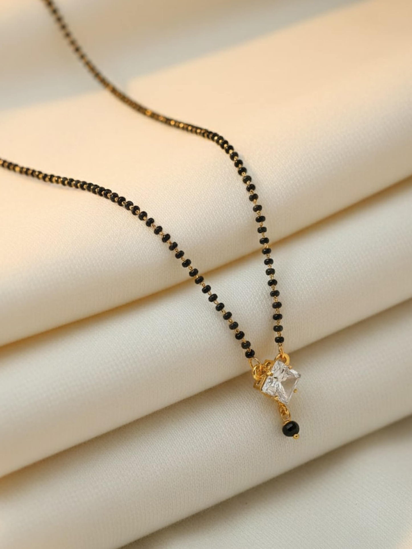 Maliyah mangalsutra