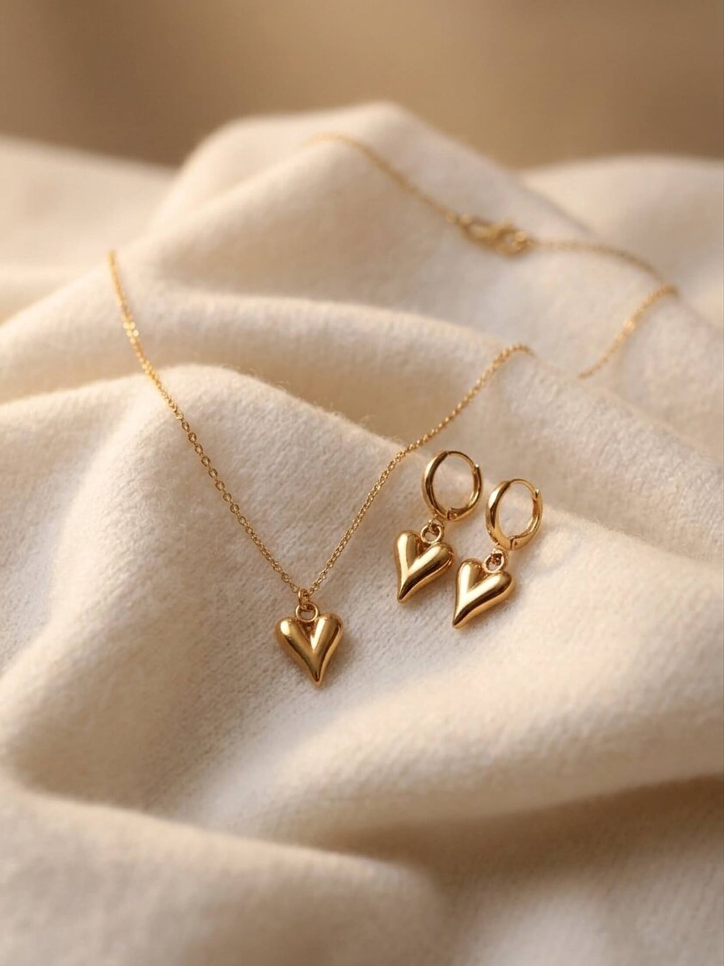Aubrey necklace set