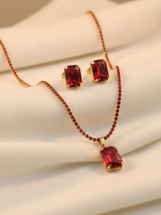 gold plated Eloise necklace set