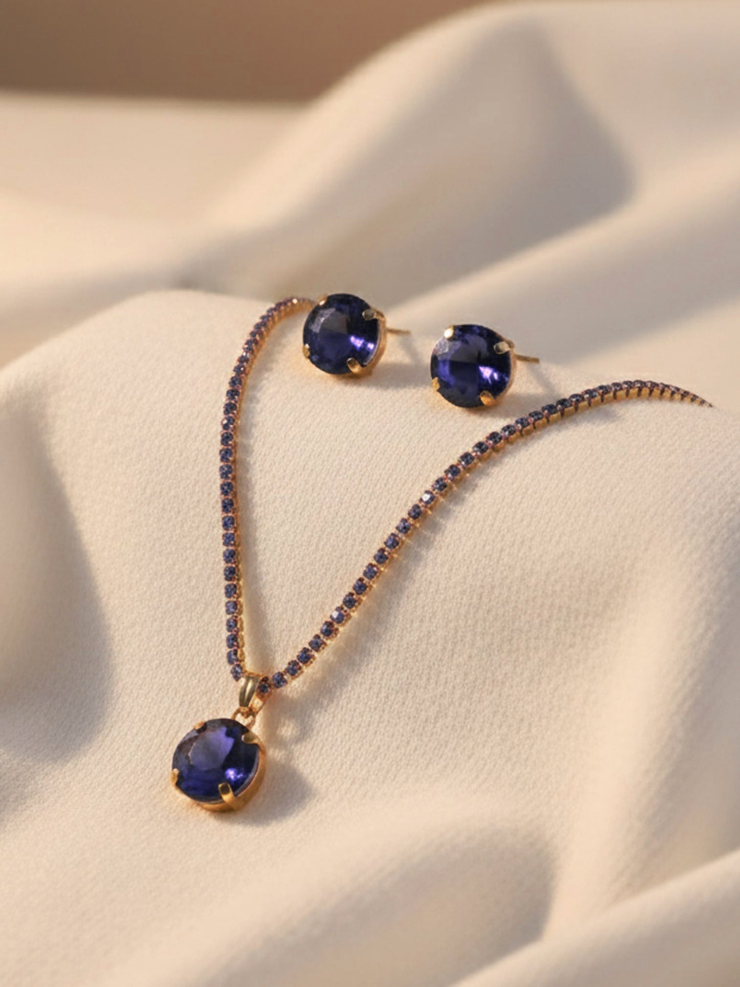 gold plated Lettie necklace set