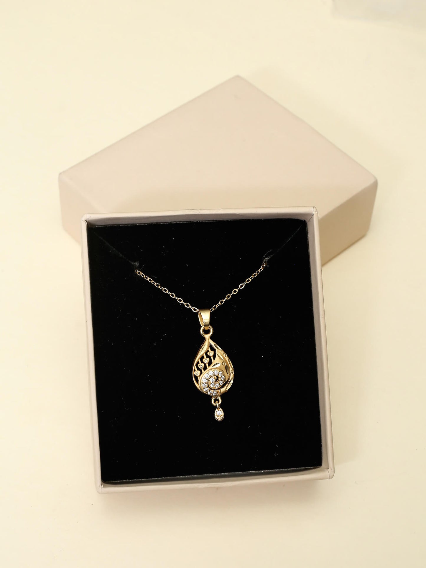 Emberlynn necklace