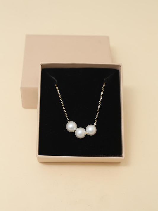 Everly necklace