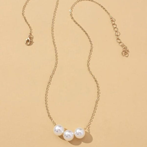Everly necklace